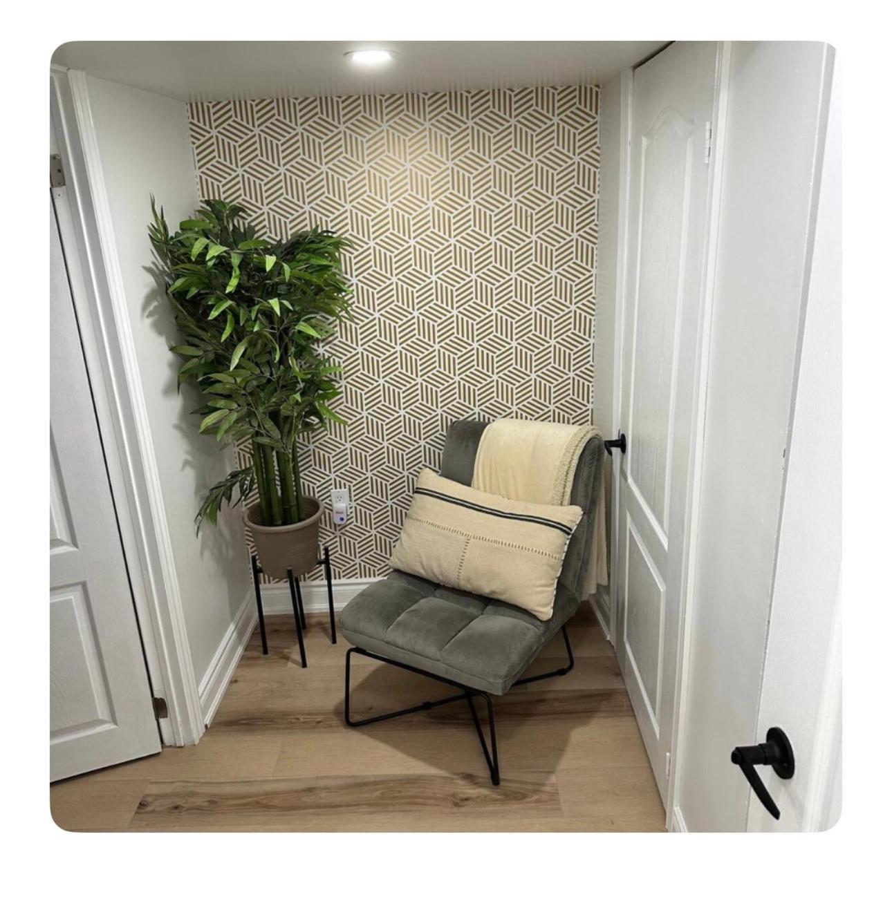 Luxurious 1000 Sq Ft Oasis Apartment Brampton Bagian luar foto