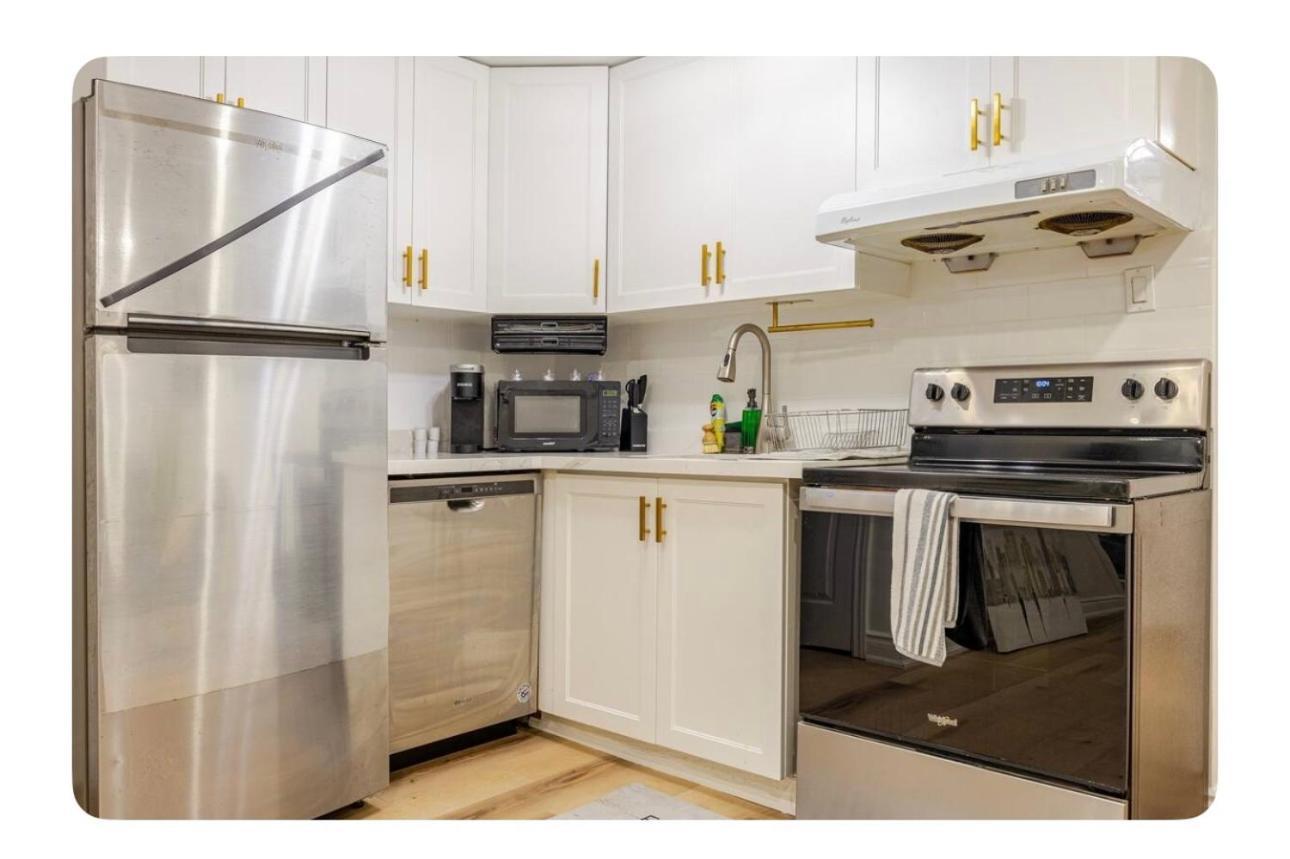 Luxurious 1000 Sq Ft Oasis Apartment Brampton Bagian luar foto
